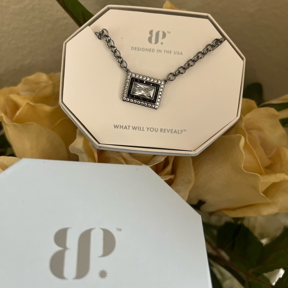 Bomb Party Necklace “Hello Gorgeous” Hematite plating